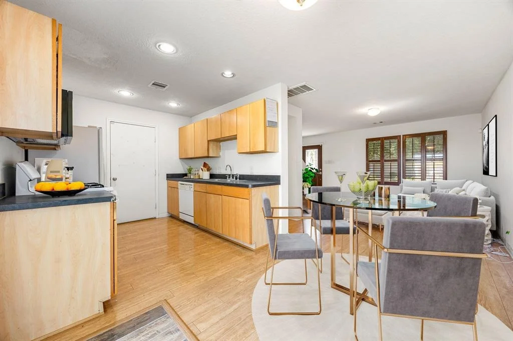 Photo of 822 Ellerton Lane