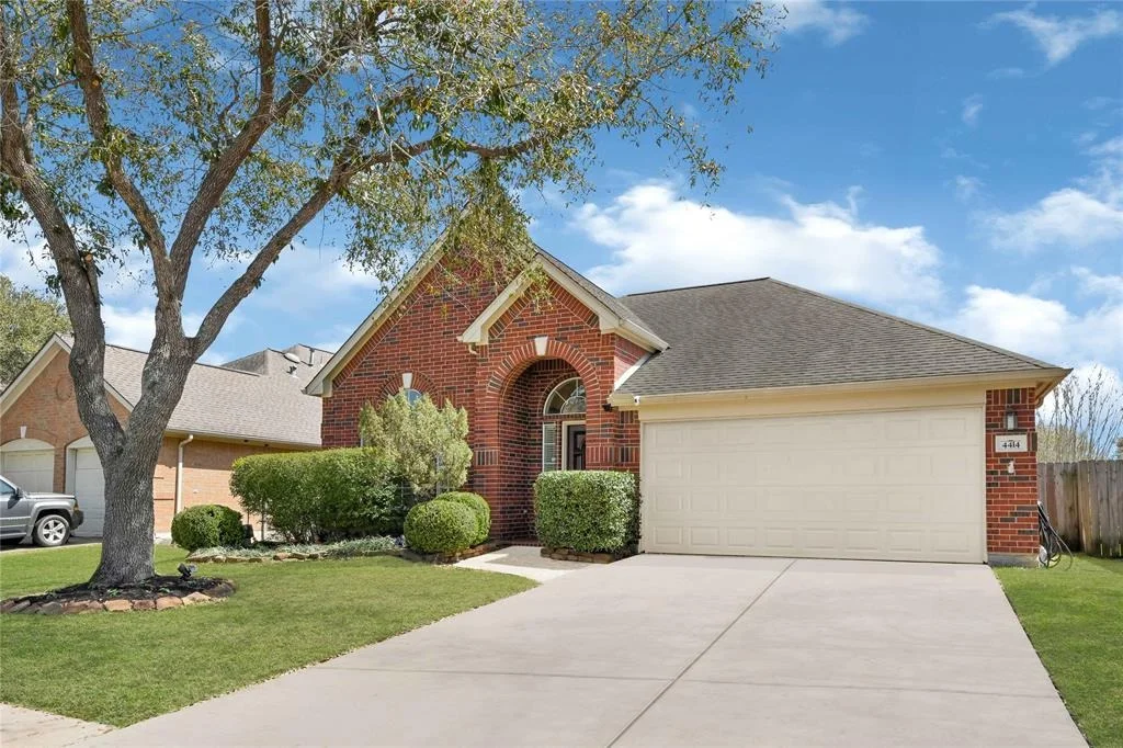 Photo of 4414 Plum Forest Road