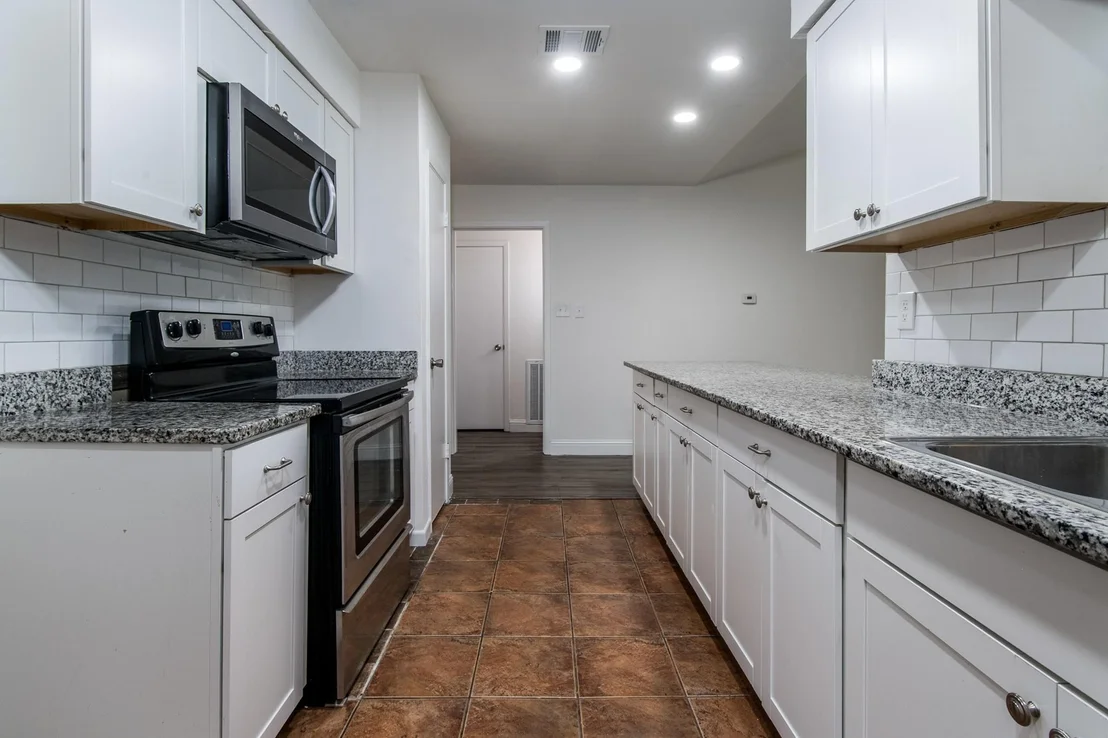 Photo of 9707 Whitepost Lane