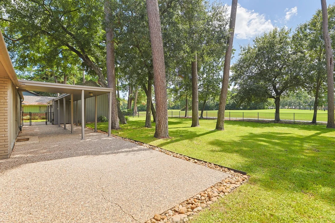 Photo of 6003 Bermuda Dunes Drive