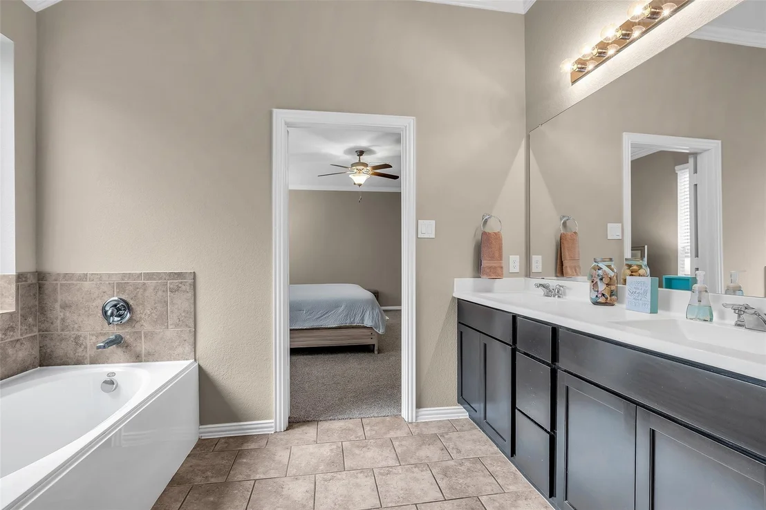 Photo of 34 Sawbridge Circle