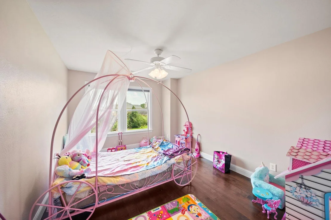 Photo of 815 Arlington Lane