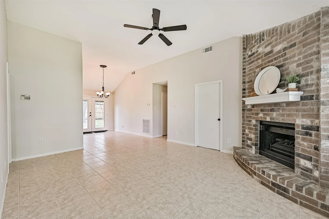 Photo of 3107 Deer Trail Drive