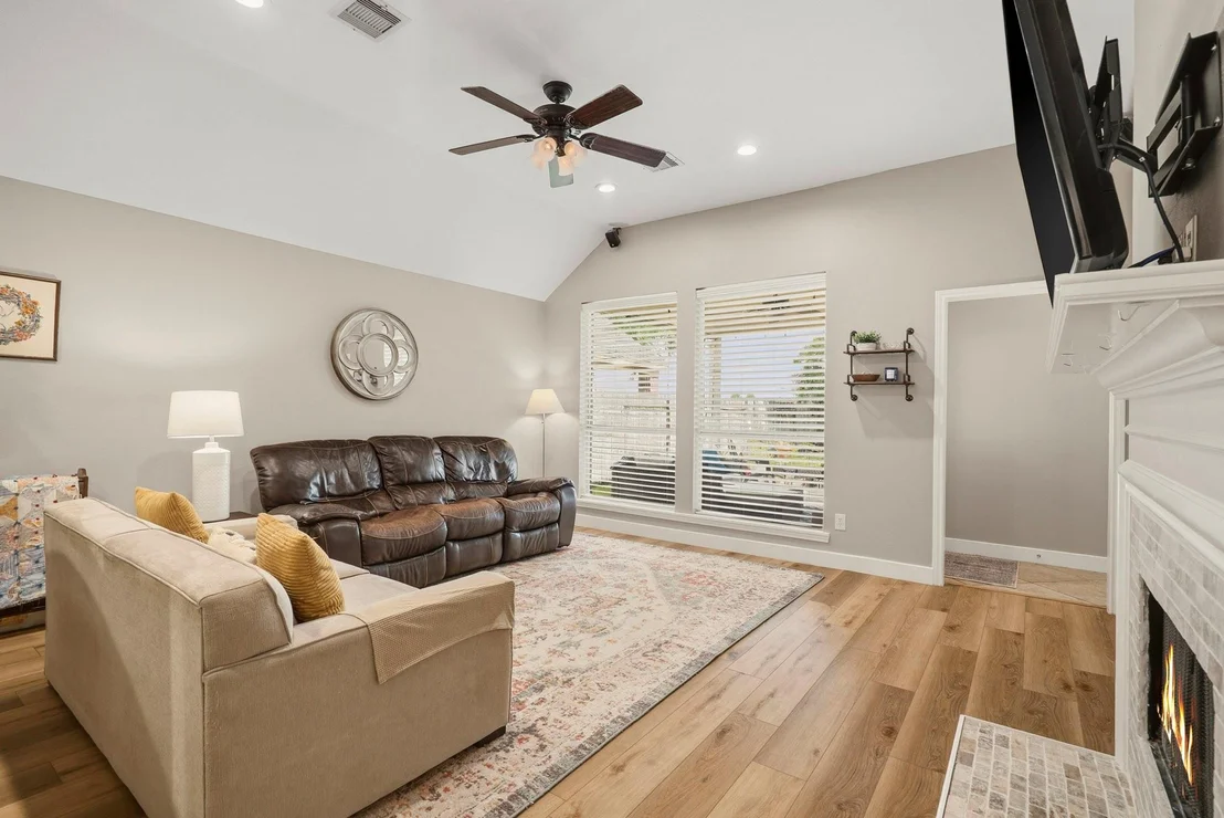 Photo of 28234 Everett Knolls Drive