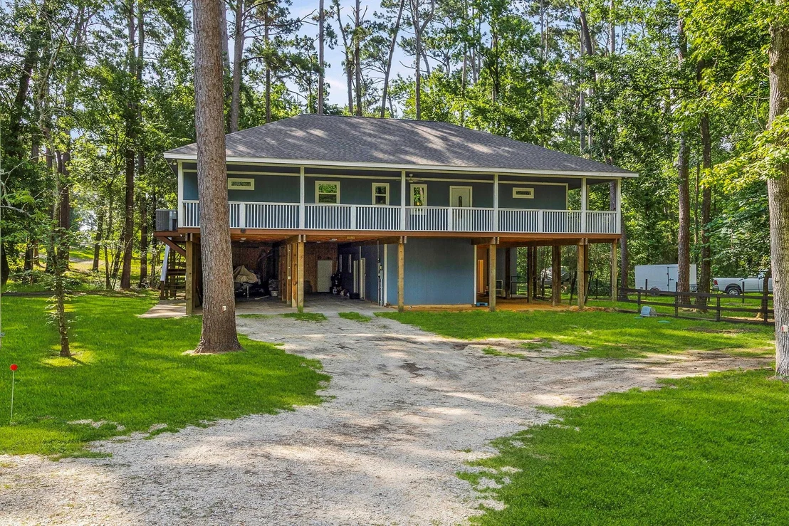 Photo of 230 Governor Bell Drive