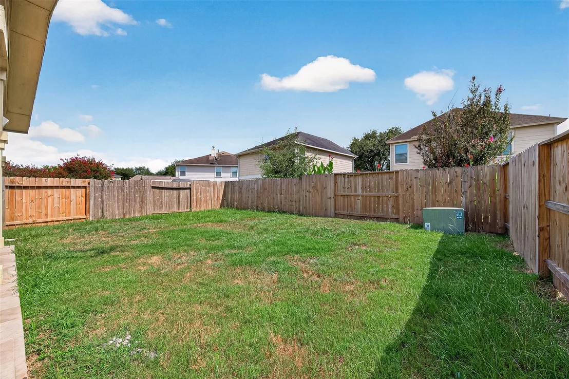 Photo of 18111 Shallow Leaf Lane