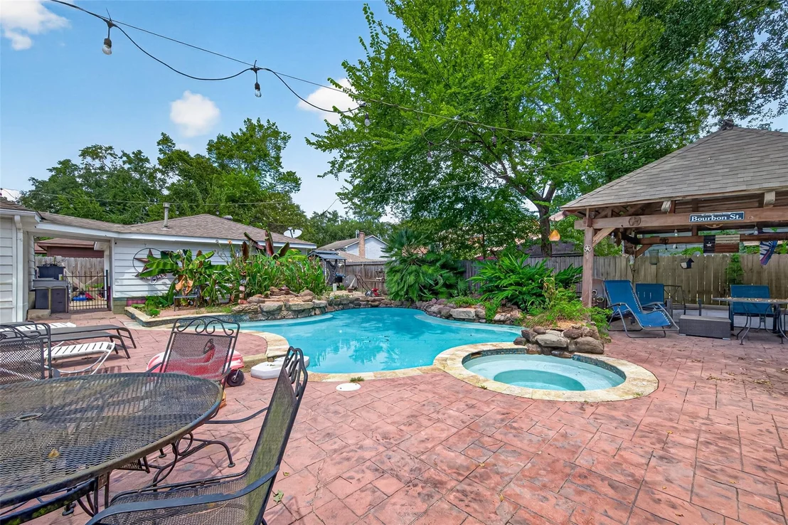 Photo of 17314 Tall Cypress Drive
