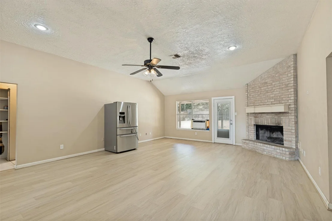 Photo of 221 Tupelo Lane