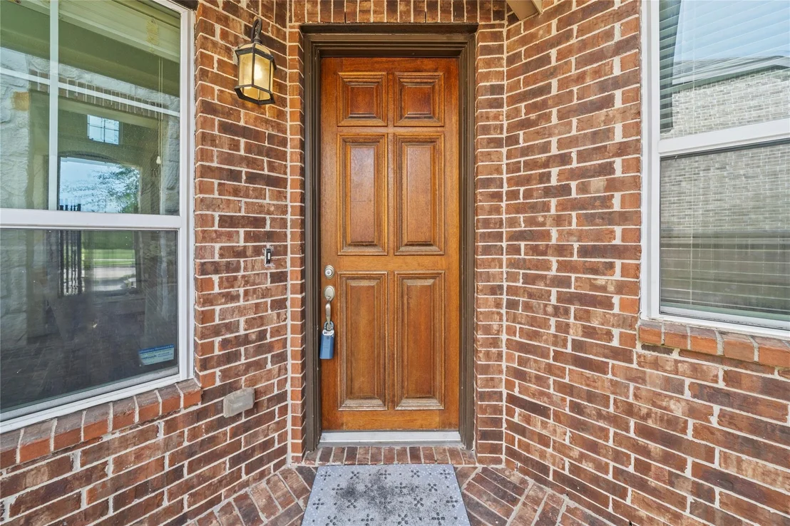 Photo of 17315 Tomintoul Path