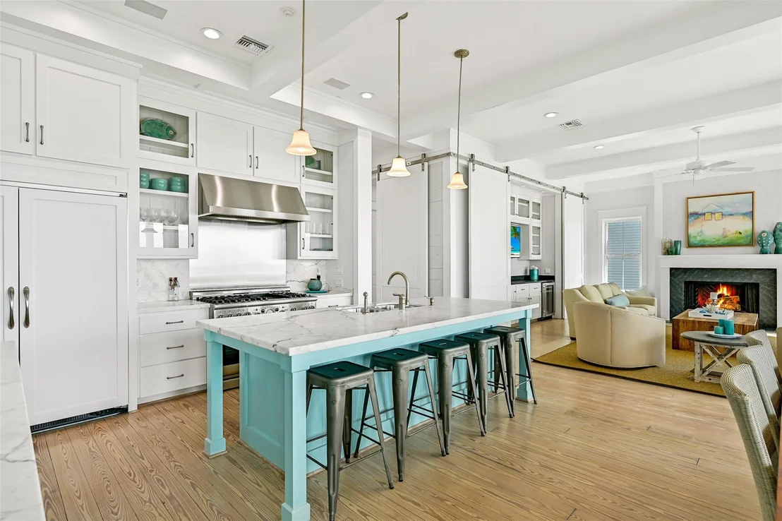 Photo of 11511 Beachside