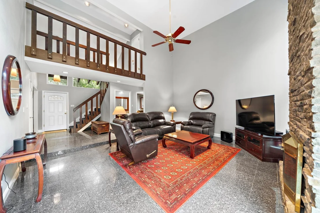 Photo of 1019 Ridgeley Drive