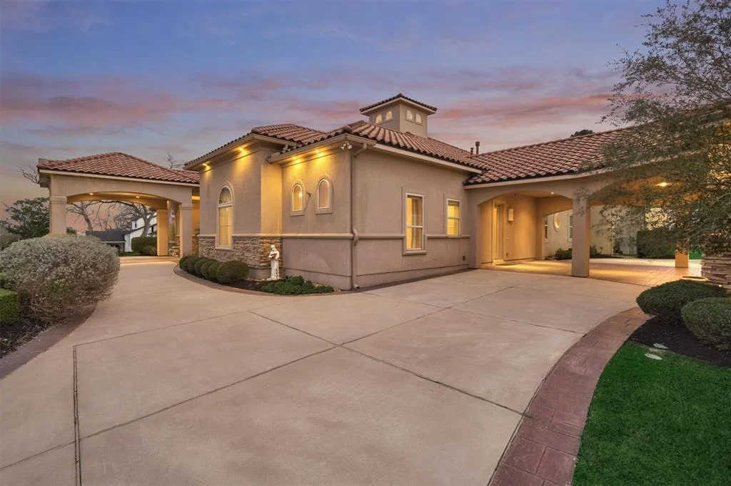 Photo of 22 Lake Estates Drive
