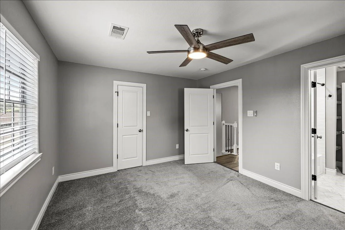 Photo of 2318 Killarney Lane