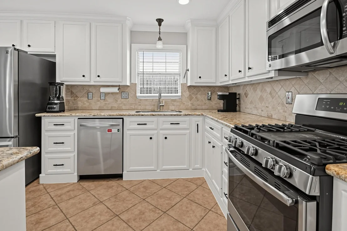 Photo of 1111 Timbergrove Lane