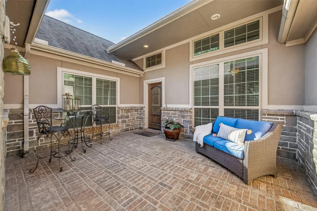 Photo of 21331 Winding Path Way