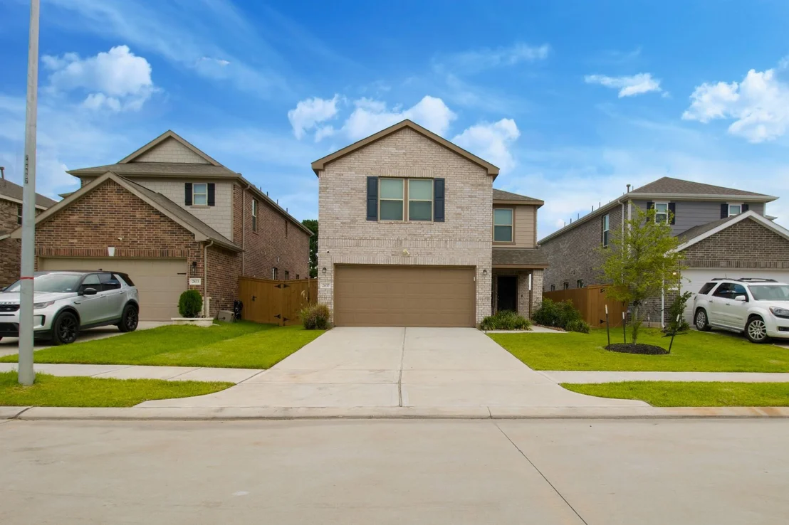Photo of 2837 Grand Anse Drive