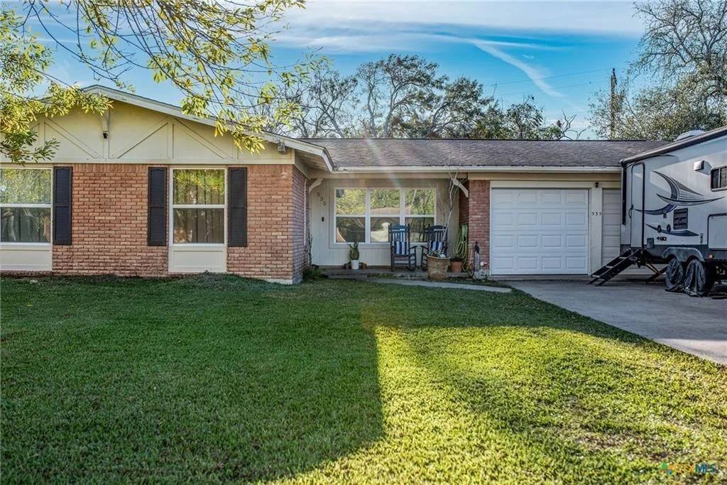 Photo of 535 Travis Street