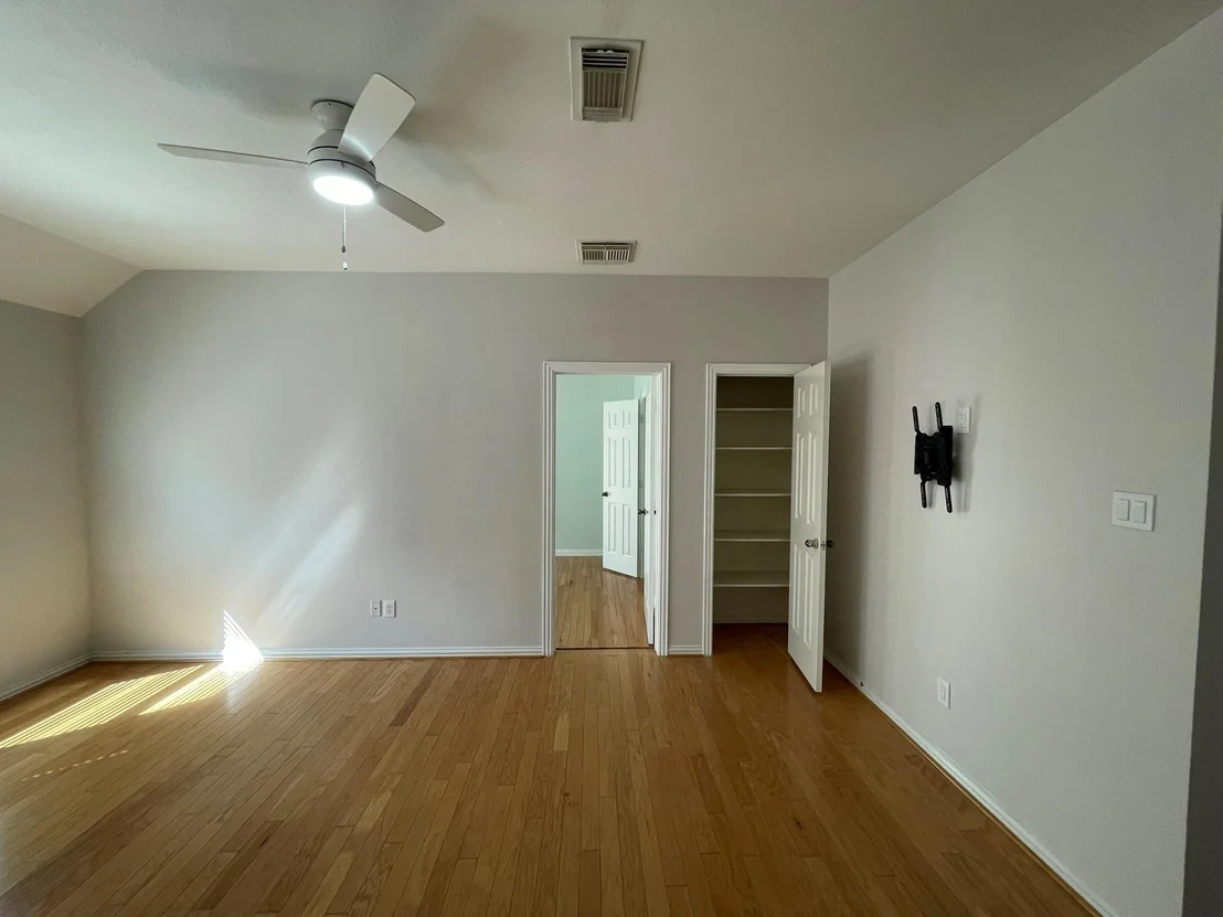 Photo of 16219 Fleethaven Lane