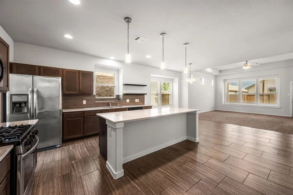 Photo of 6927 Glenmoor Drive