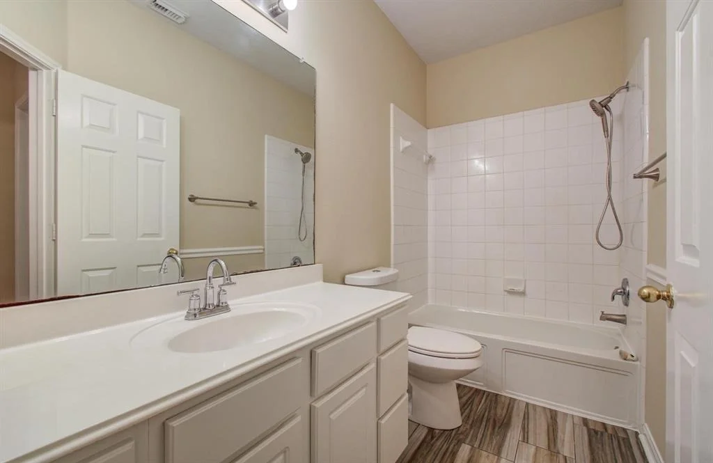 Photo of 16610 Mccormick Drive