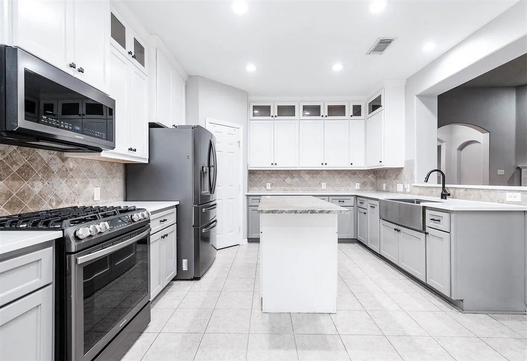 Photo of 1314 Diamante Drive