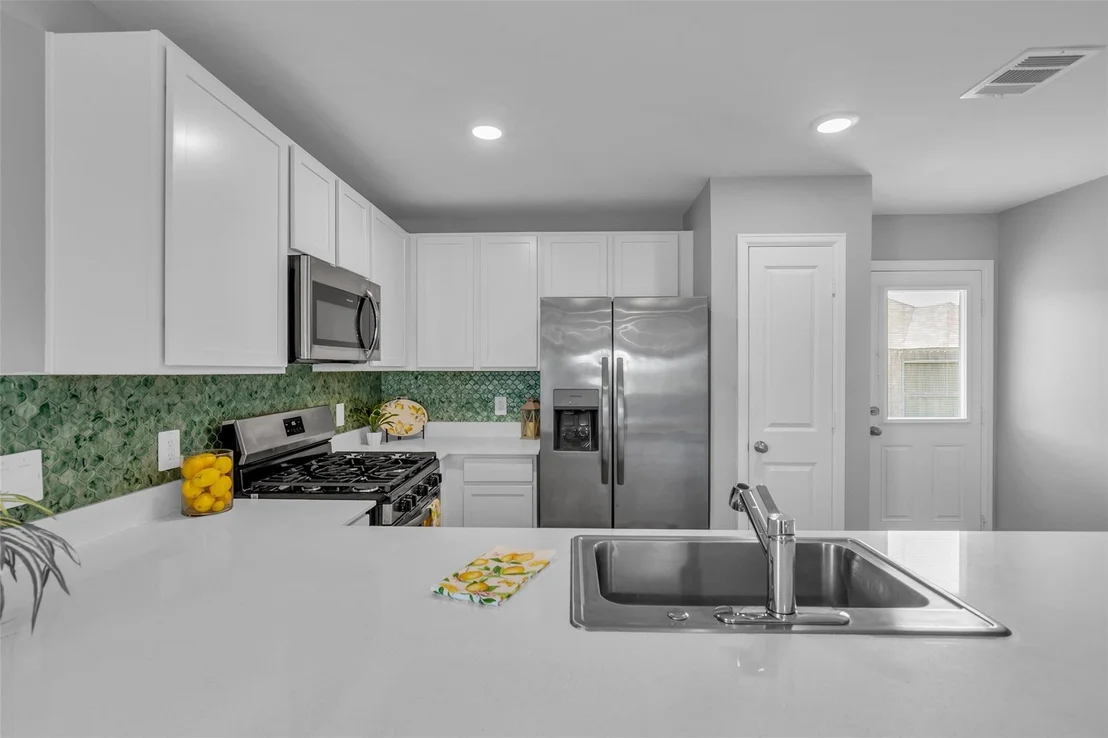 Photo of 207 River Grove Court