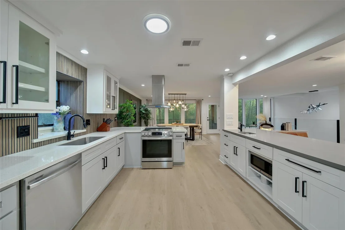 Photo of 140 S Timber Top Drive