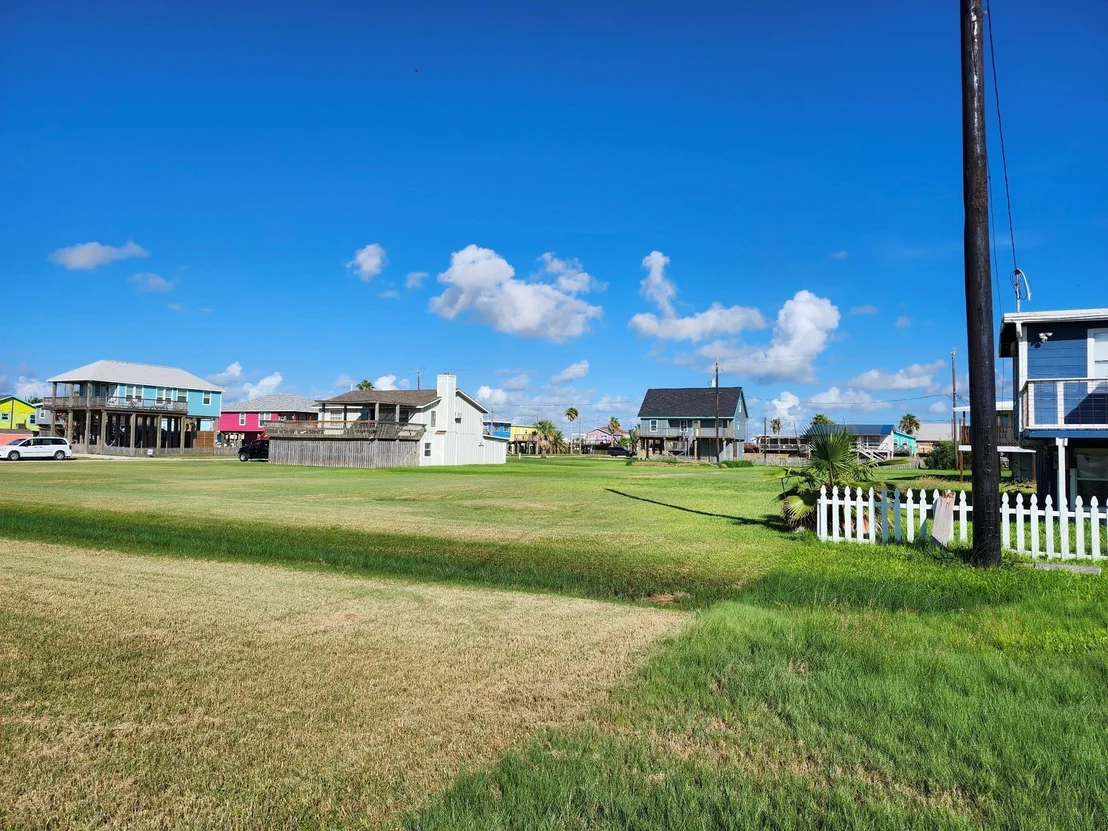 Photo of 522 Surf Drive