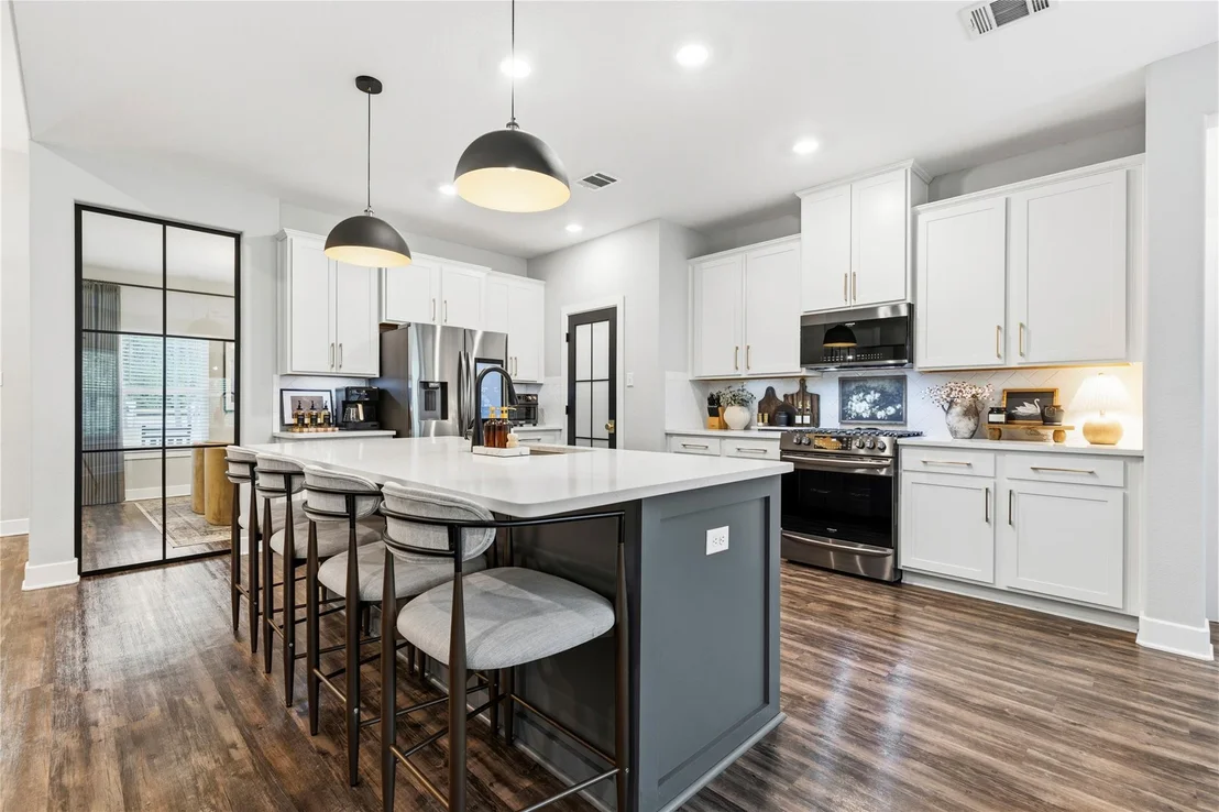 Photo of 21202 Peach Bend