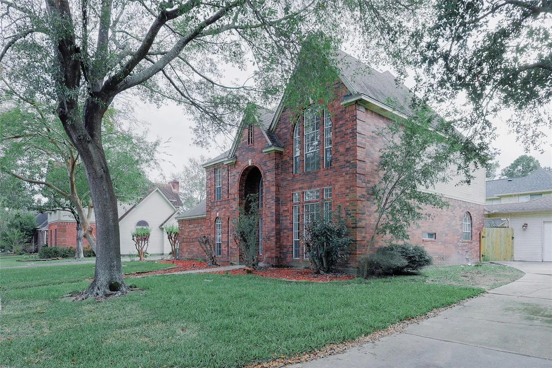 Photo of 17527 Sandy Cliffs Drive