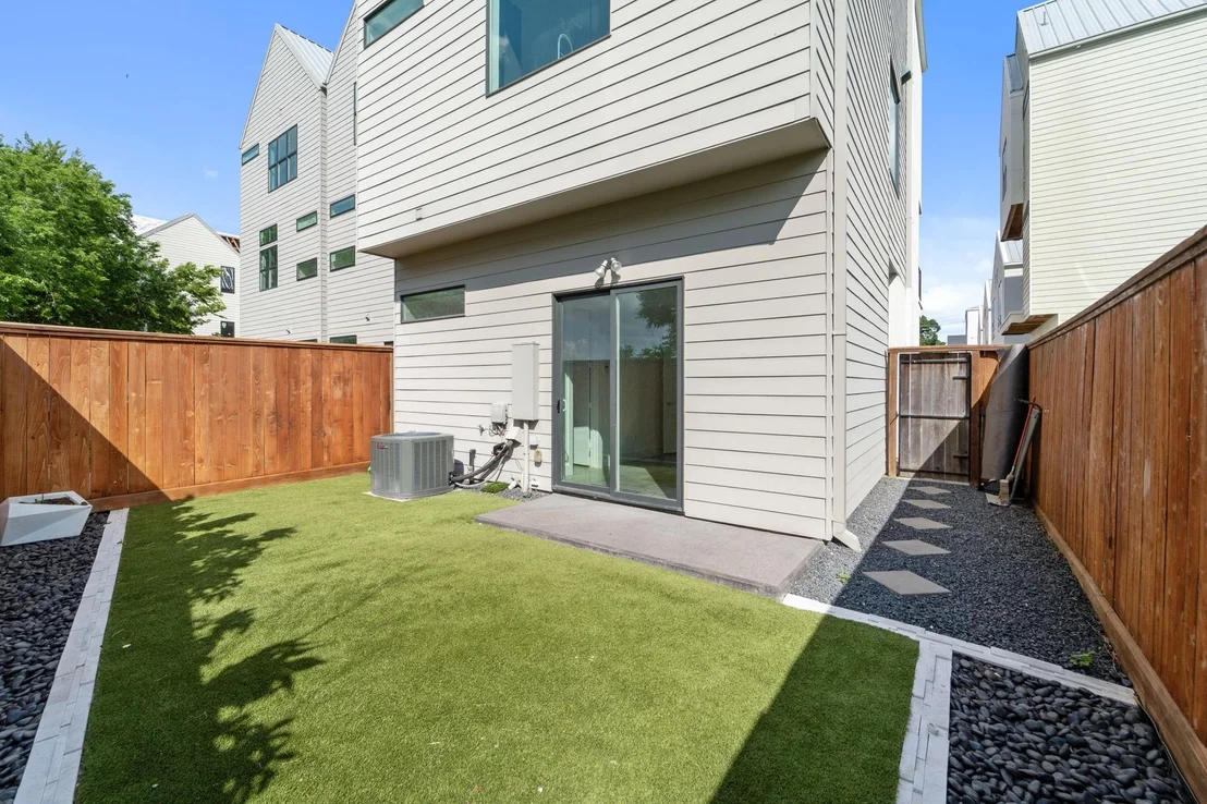 Photo of 2851 Decker Place