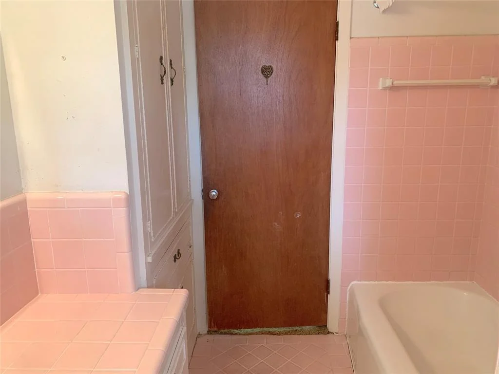 Photo of 4609 Redstart Street