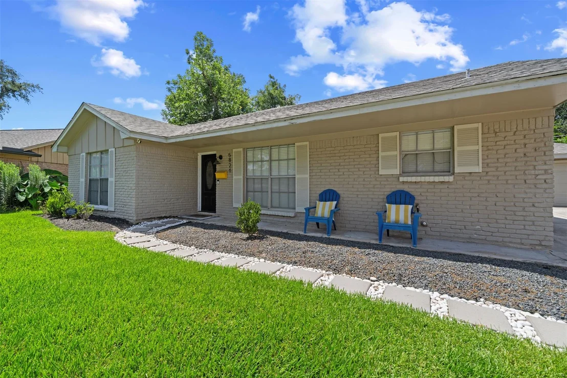 Photo of 5826 Spruce Forest Drive