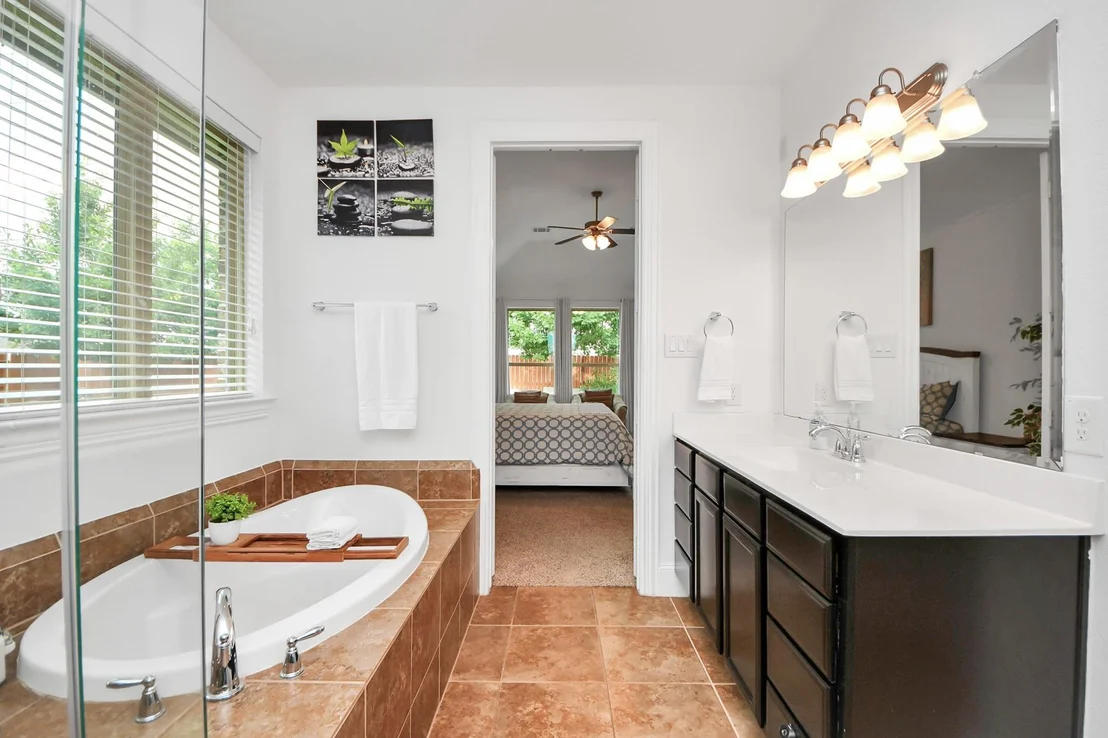 Photo of 2842 Walnut Crest Drive