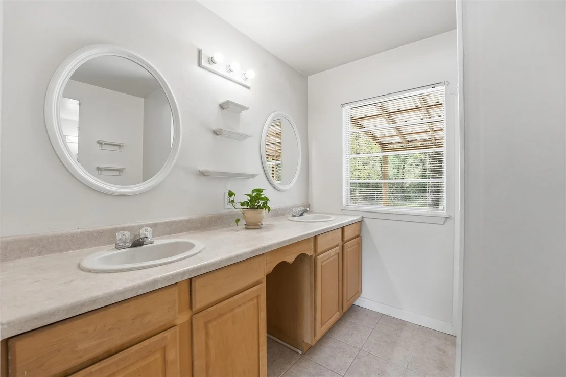 Photo of 6492 Bonanza Drive