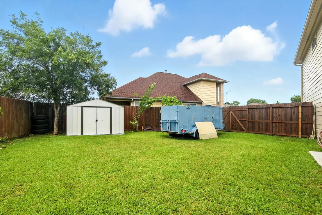 Photo of 9238 Quercus Circle