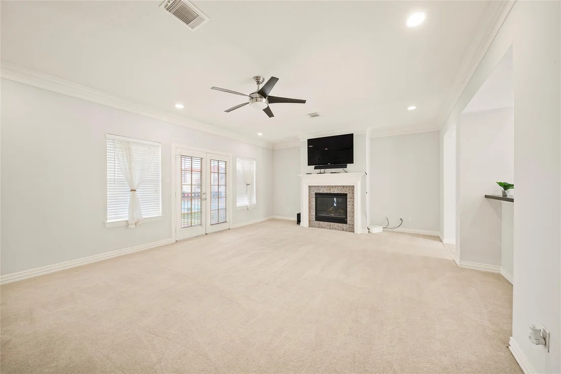 Photo of 6111 Windwater Pointe
