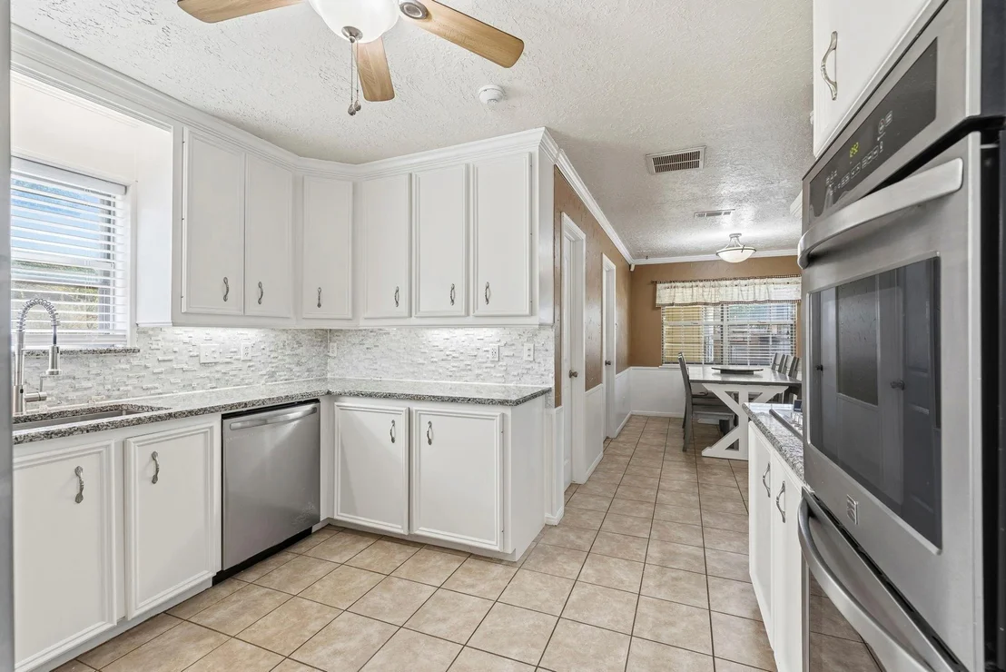 Photo of 17603 Loring Lane