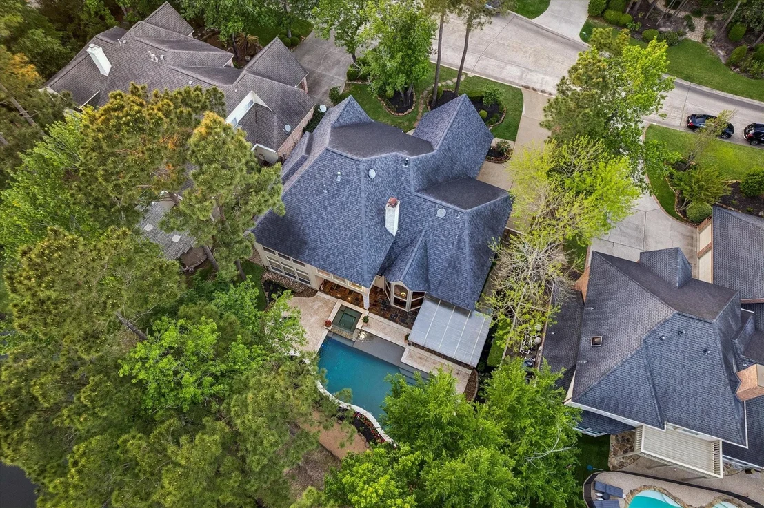 Photo of 6 E Lakemist Circle
