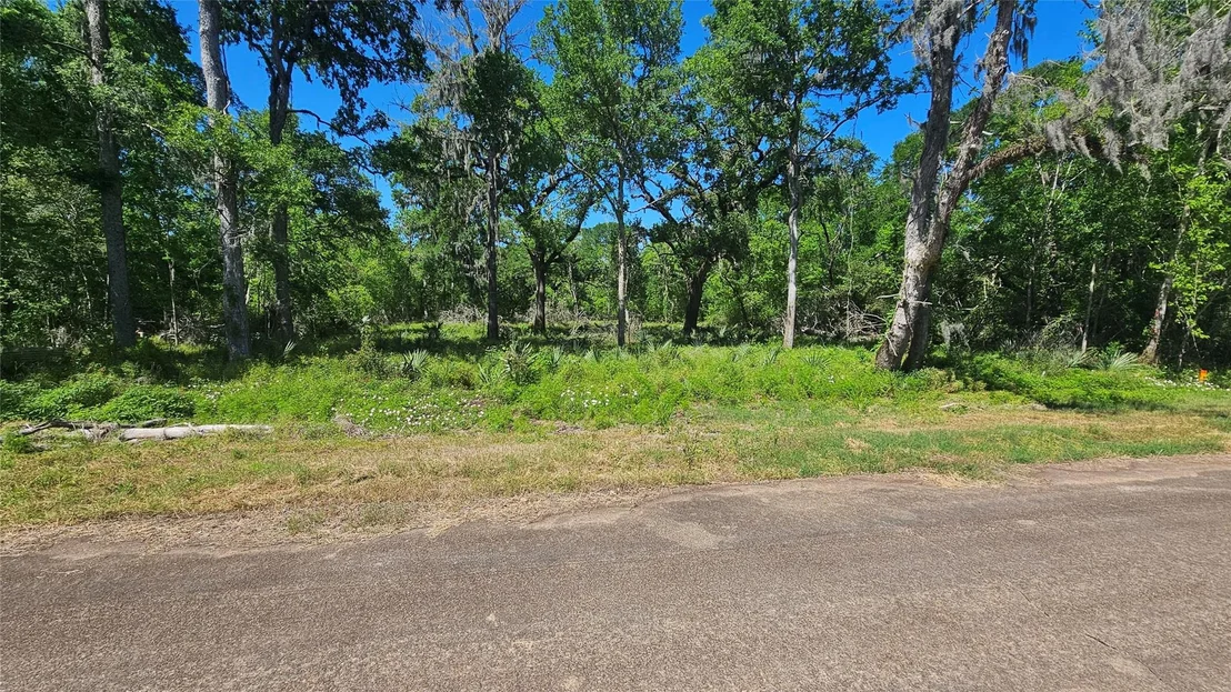 Photo of 248 Middle Bayou Trail