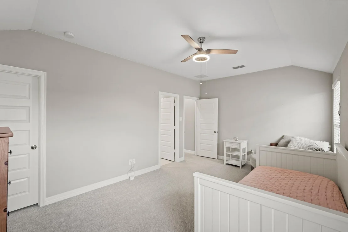 Photo of 29006 Laurel Grove Lane