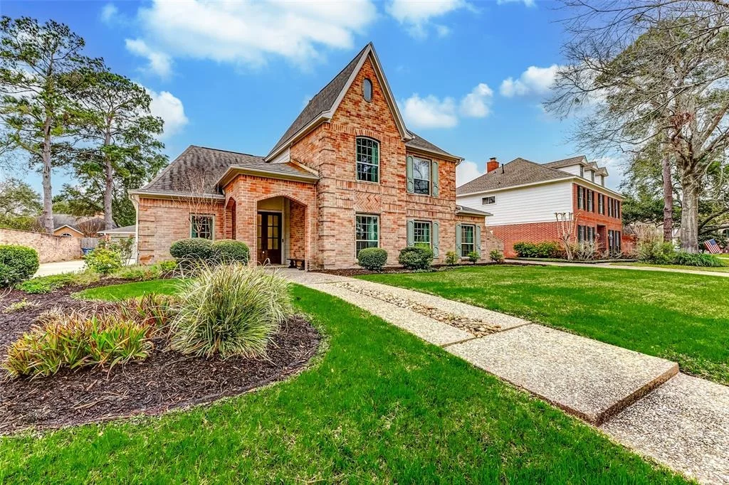 Photo of 24714 Mount Auburn Drive