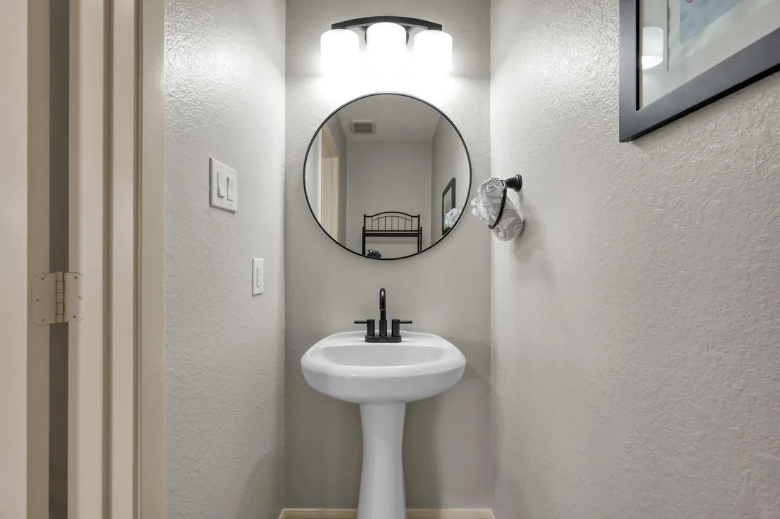 Photo of 21815 Mossy Field Lane