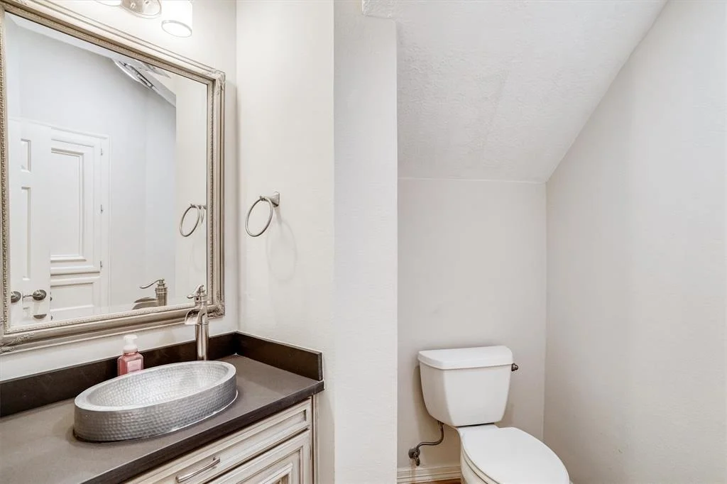 Photo of 1611 Windsor Park Drive