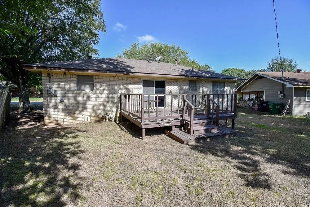 Photo of 400 Sandra Drive