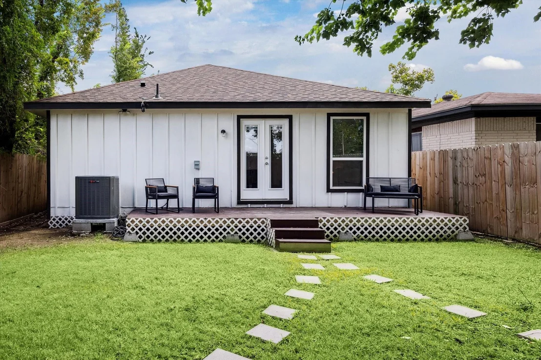 Photo of 2631 Stevens Street