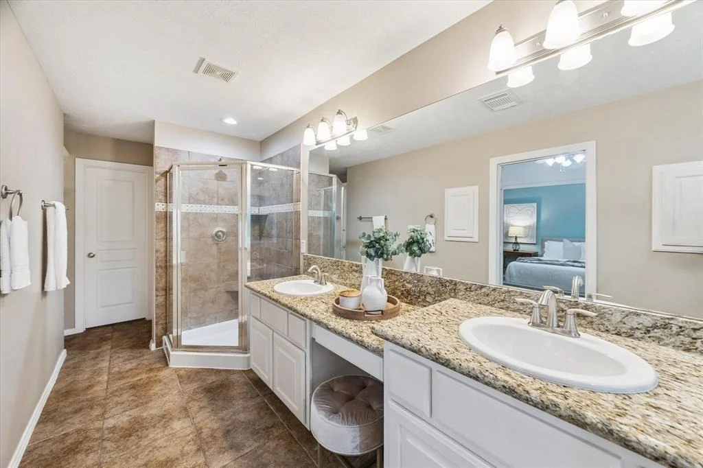 Photo of 1339 Ella Place