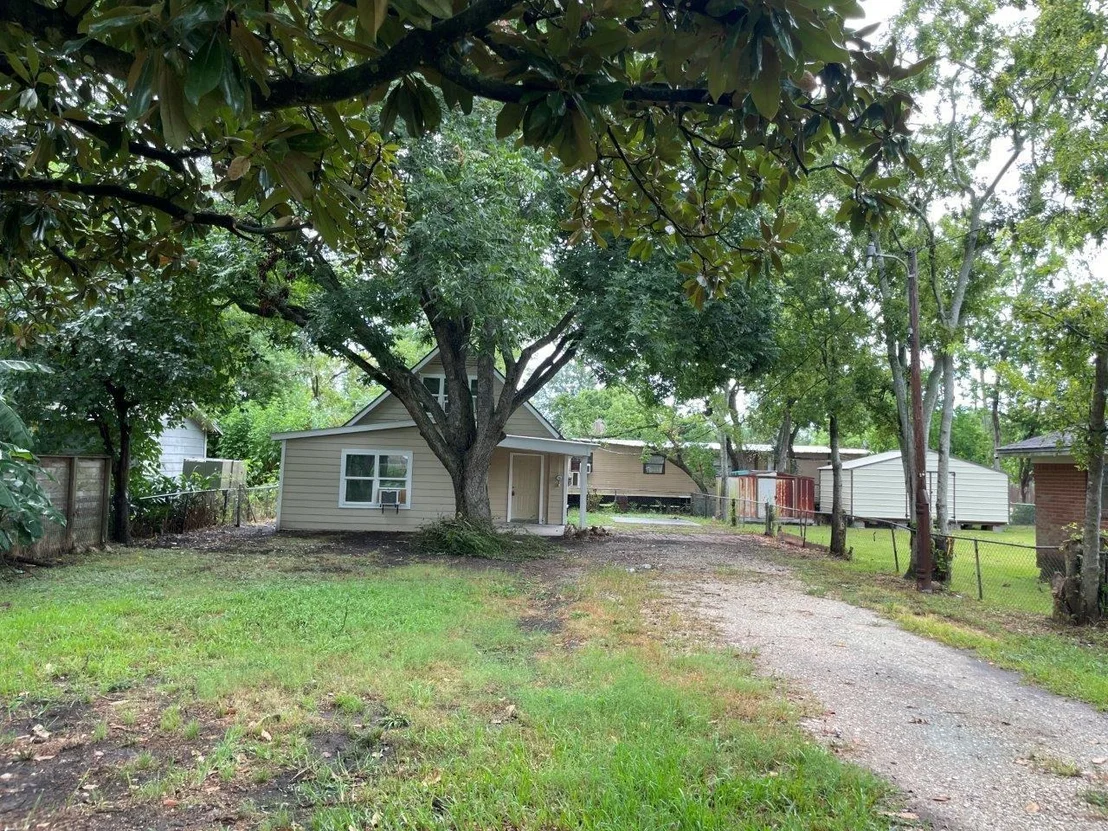 Photo of 4743 6th Street