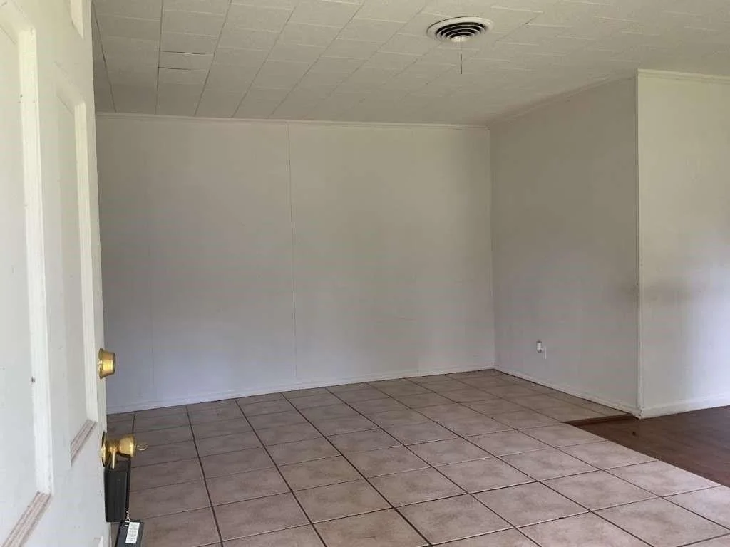 Photo of 1311 W 6th Street