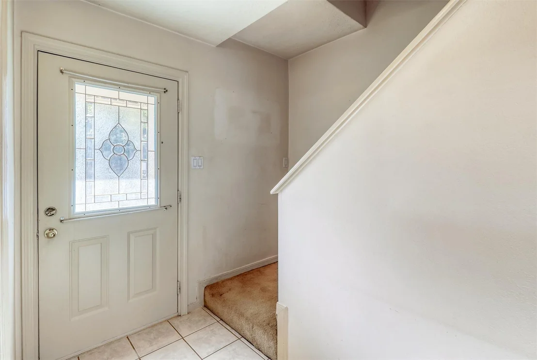 Photo of 534 Belwin Drive